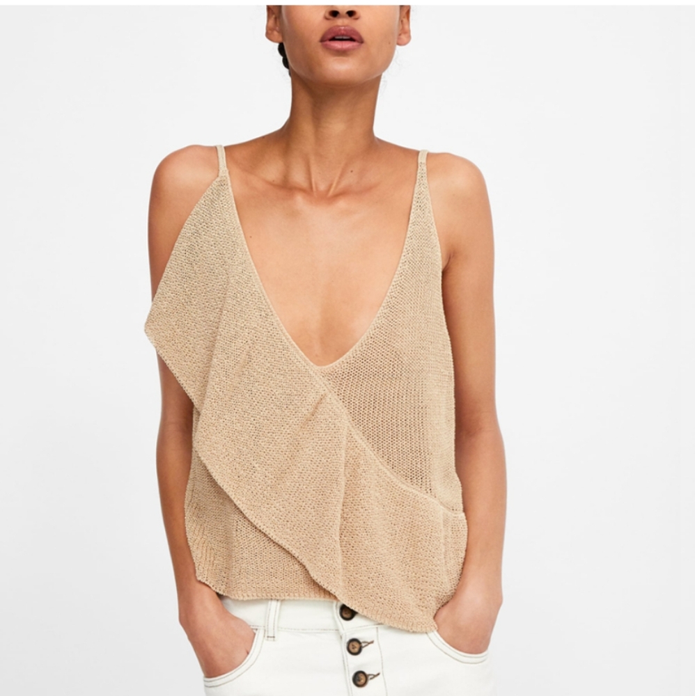 Zara Knit Top With A Ruffle, XS-M